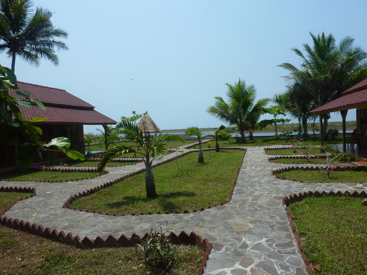 Java Lagoon Pangandaran Extérieur photo